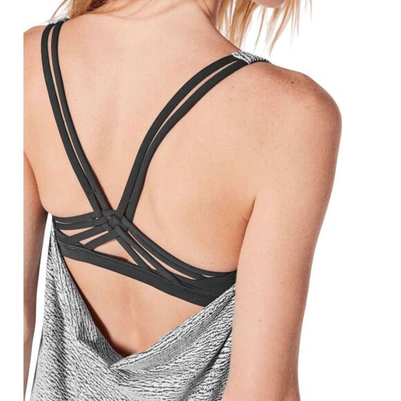 LULULEMON ATHLETICA Knot Your Typical Tank 'Medium Support A/B Cup' Size 4 - Picture 3 of 6